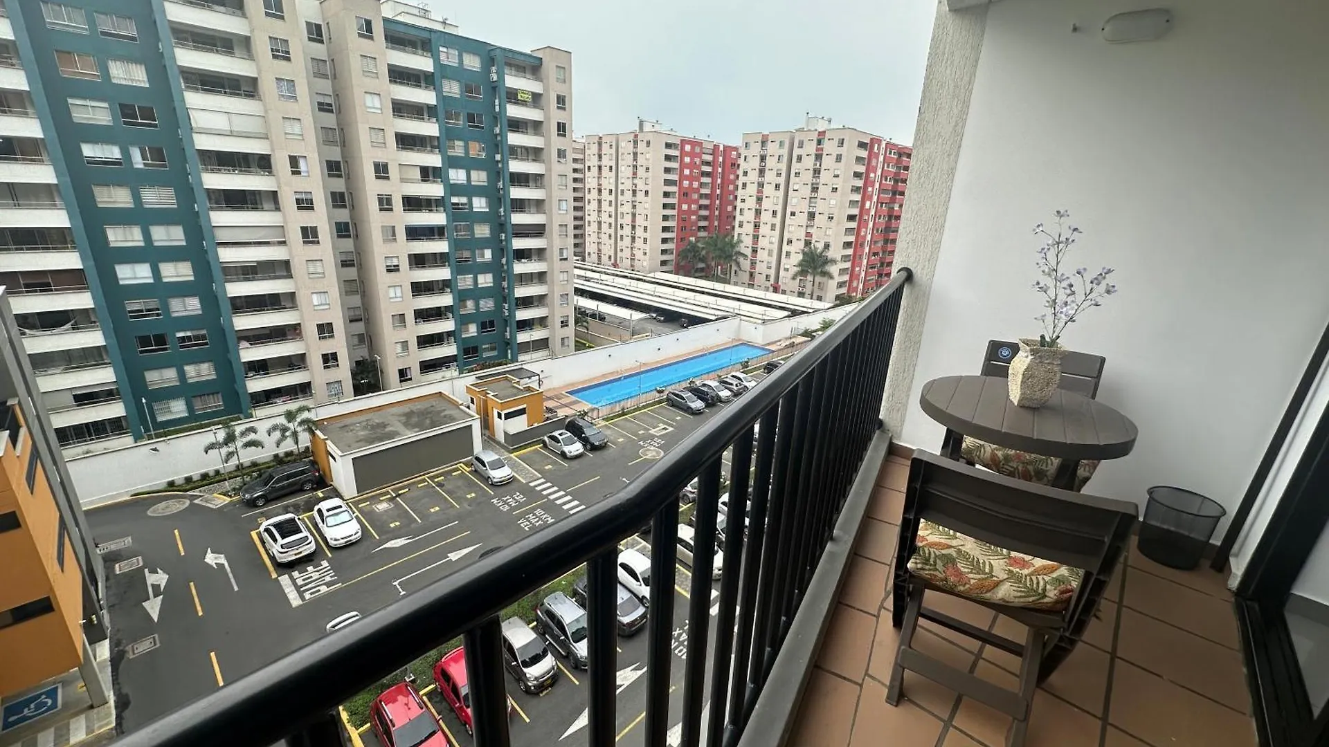 Alto Living Al Norte Cali Lägenhet